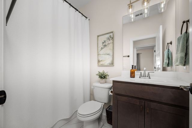 1018 Owen Layne Dr, Murfreesboro, TN 37129