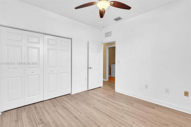 17161 SW 96th St, Miami, FL 33196