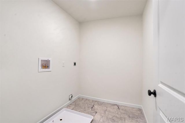 35 Bluestem Court, Lake St Louis, MO 63367