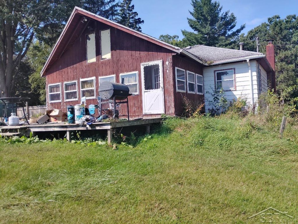 8489 Rives Junction Road, Rives Junction, MI 49277