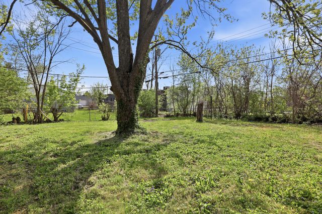 29177 Rosewood Street, Inkster City, MI 48141