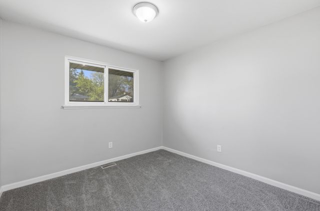 29177 Rosewood Street, Inkster City, MI 48141