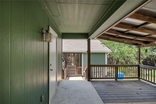 1737 Scenic View DR, Canyon Lake, TX 78133