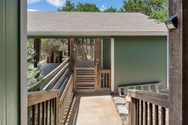 1737 Scenic View DR, Canyon Lake, TX 78133