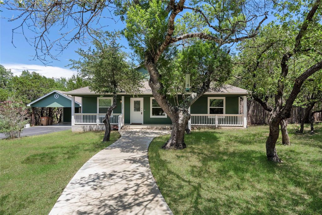 1737 Scenic View DR, Canyon Lake, TX 78133
