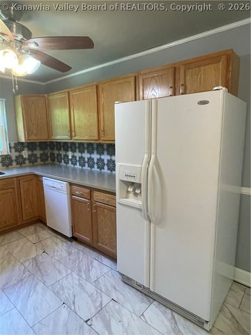 1100 Ledge Hill Drive, Charleston, WV 25387