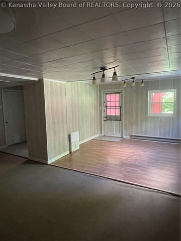 1100 Ledge Hill Drive, Charleston, WV 25387