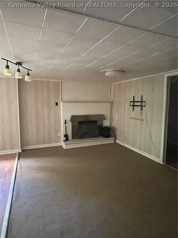 1100 Ledge Hill Drive, Charleston, WV 25387