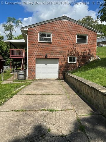 1100 Ledge Hill Drive, Charleston, WV 25387