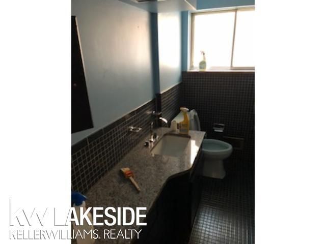 18601 Albion Street, Detroit, MI 48234