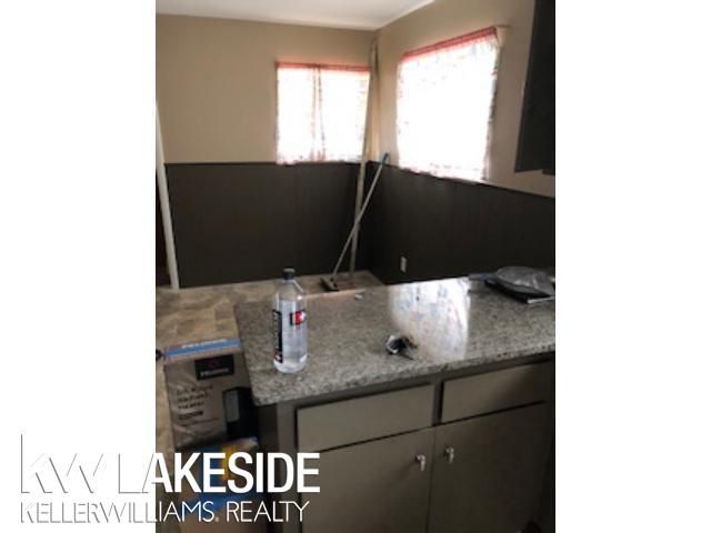 18601 Albion Street, Detroit, MI 48234