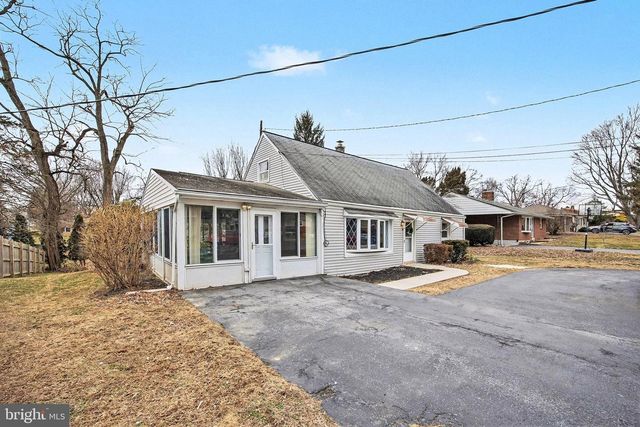 1412 FORD AVE, Harrisburg, PA 17109