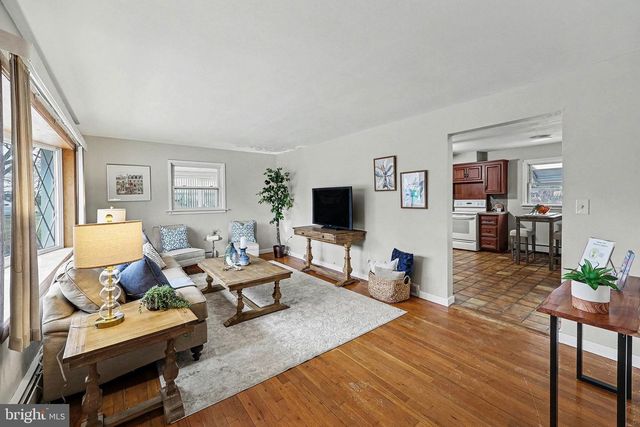 1412 FORD AVE, Harrisburg, PA 17109