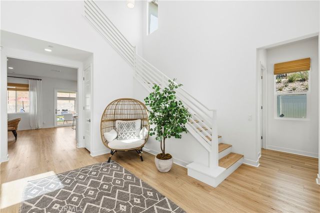 28631 Bloom, Saugus, CA 91350