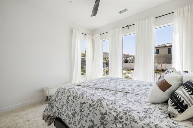 28631 Bloom, Saugus, CA 91350