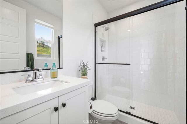 28631 Bloom, Saugus, CA 91350