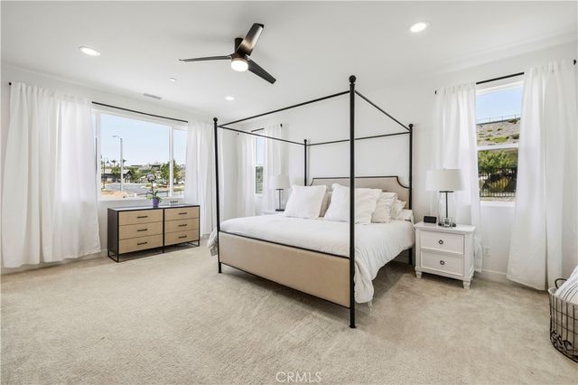 28631 Bloom, Saugus, CA 91350