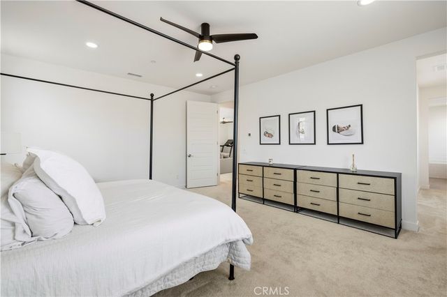 28631 Bloom, Saugus, CA 91350