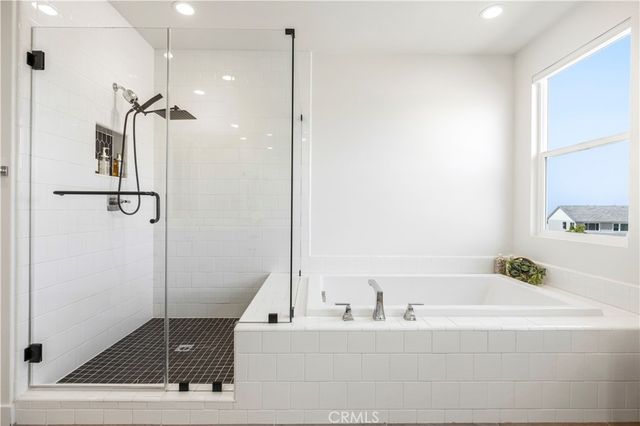 28631 Bloom, Saugus, CA 91350