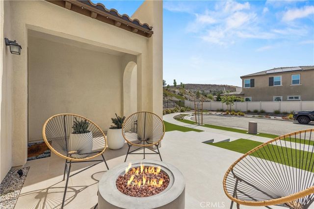 28631 Bloom, Saugus, CA 91350