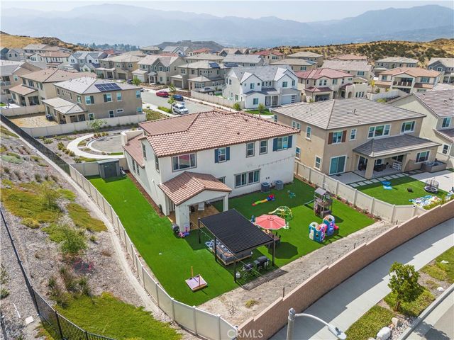 28631 Bloom, Saugus, CA 91350