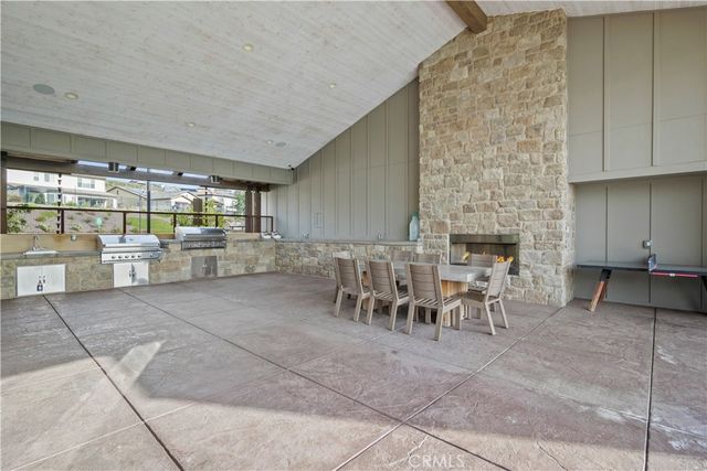 28631 Bloom, Saugus, CA 91350