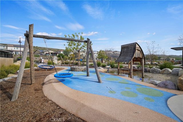 28631 Bloom, Saugus, CA 91350