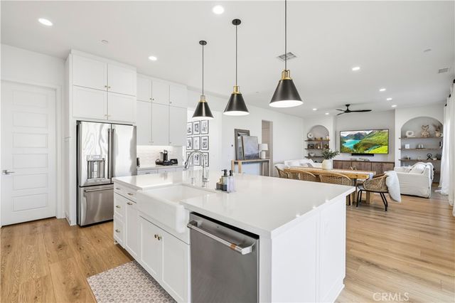 28631 Bloom, Saugus, CA 91350