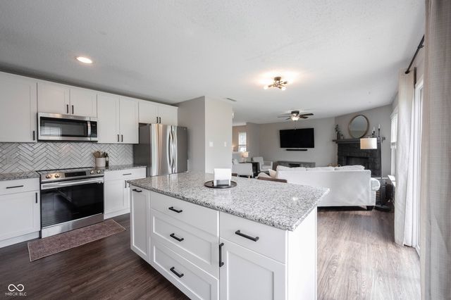 8419 S Shady Trail Drive, Pendleton, IN 46064