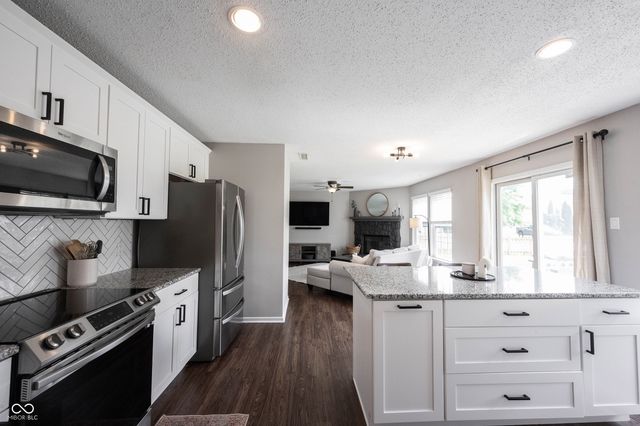 8419 S Shady Trail Drive, Pendleton, IN 46064