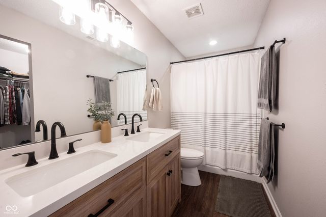 8419 S Shady Trail Drive, Pendleton, IN 46064