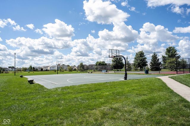 8419 S Shady Trail Drive, Pendleton, IN 46064