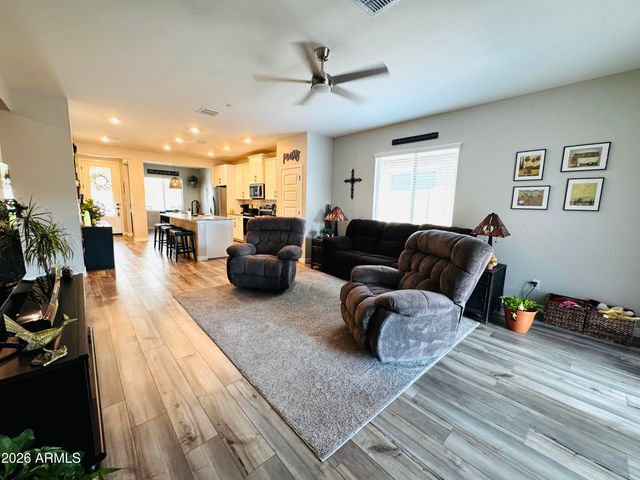 11549 W ARRON Drive, Youngtown, AZ 85363