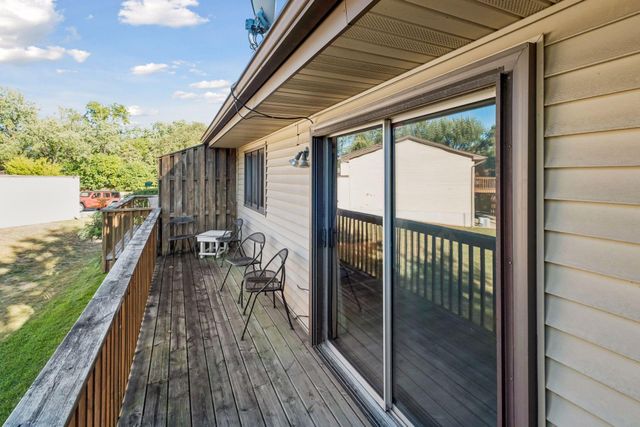 11032 Trail West Road, Bloomington, MN 55437