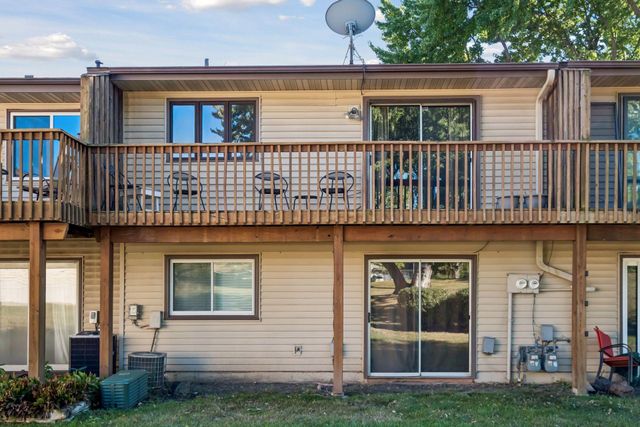 11032 Trail West Road, Bloomington, MN 55437