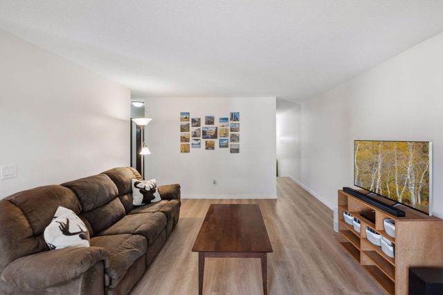 11032 Trail West Road, Bloomington, MN 55437