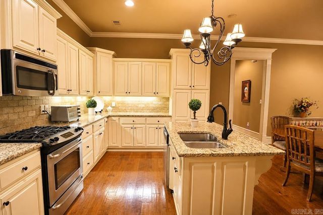 29 Juniel Point, Little Rock, AR 72211