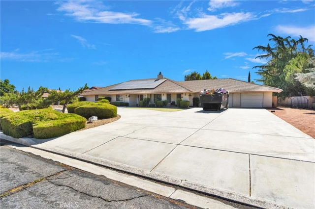 13355 Waco, Apple Valley, CA 92308