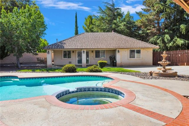 13355 Waco, Apple Valley, CA 92308
