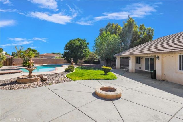 13355 Waco, Apple Valley, CA 92308