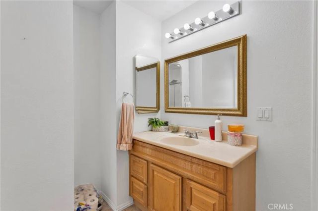 13355 Waco, Apple Valley, CA 92308