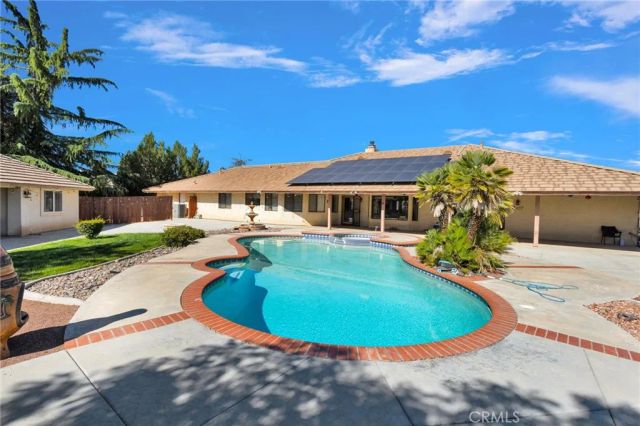 13355 Waco, Apple Valley, CA 92308