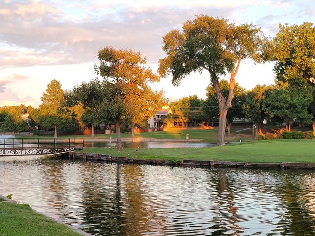 2908 Shady Lake Circle, Carrollton, TX 75006