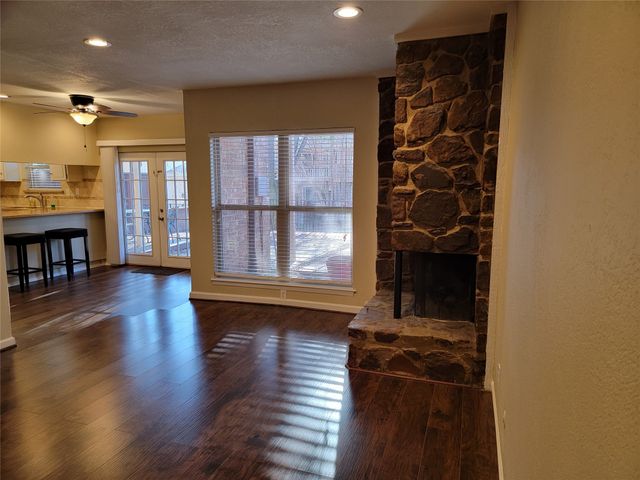 2908 Shady Lake Circle, Carrollton, TX 75006