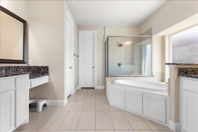701 Auburn Court, Savannah, TX 76227