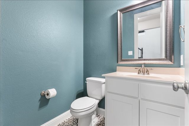 701 Auburn Court, Savannah, TX 76227