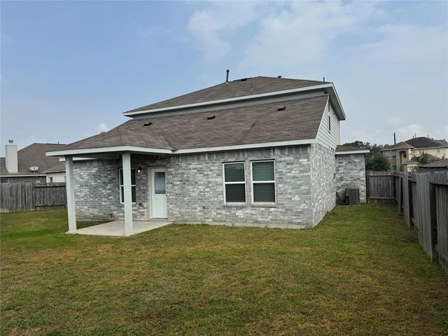 8611 Morning Dove Lane, Baytown, TX 77521
