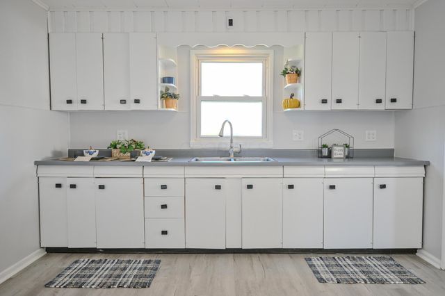 2605 Morton Drive, Springfield, OH 45505