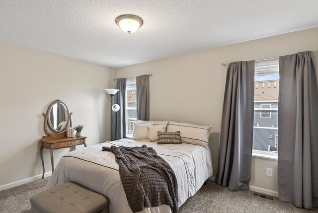 8715 Granite Circle, Woodbury, MN 55129