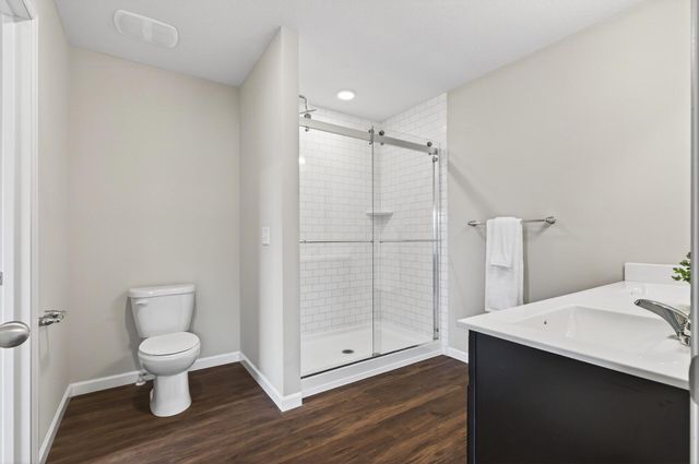 8715 Granite Circle, Woodbury, MN 55129